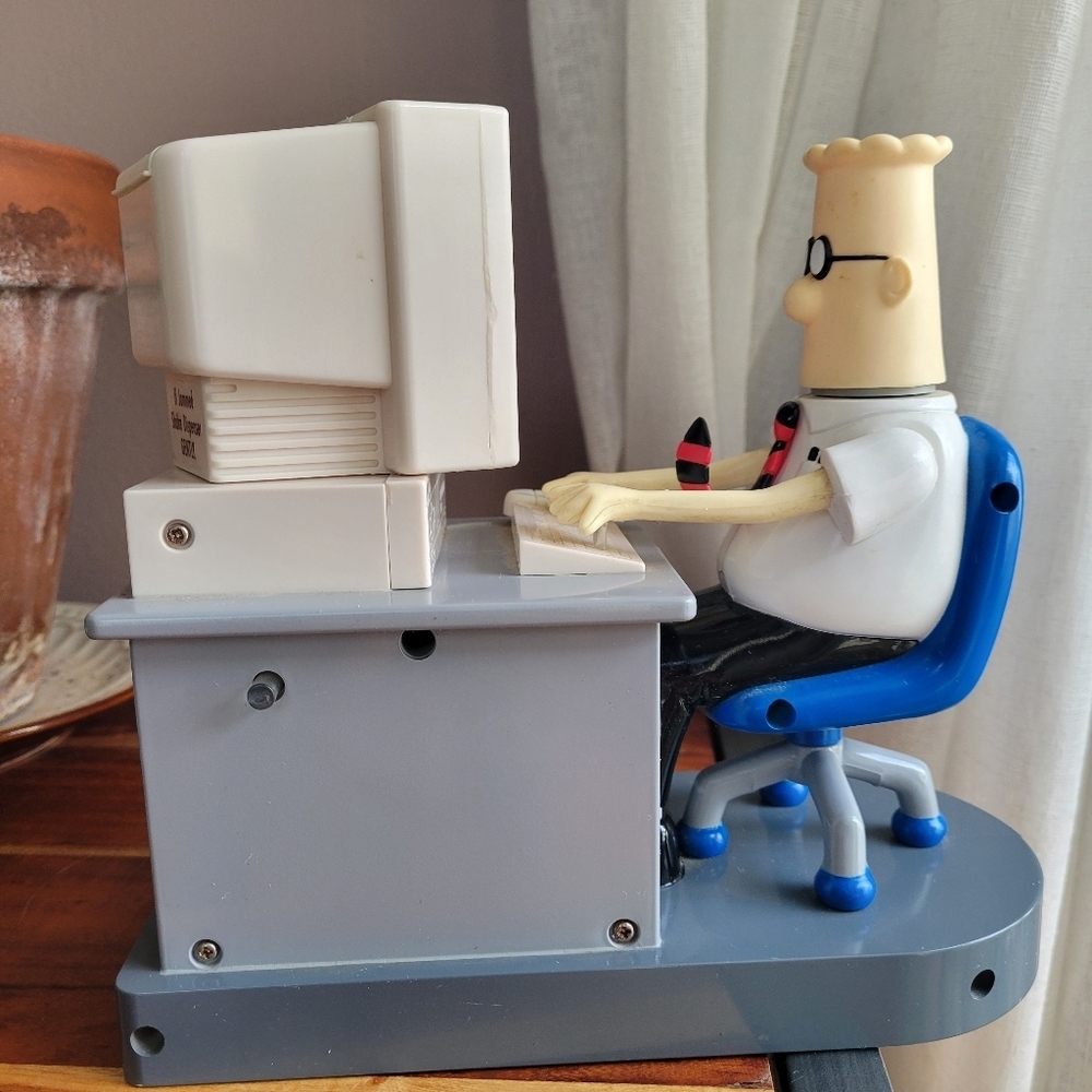 DILBERT 1998 Electronic M&M Candy Dispenser Computer Office Desk As Is - Picture 5 of 14